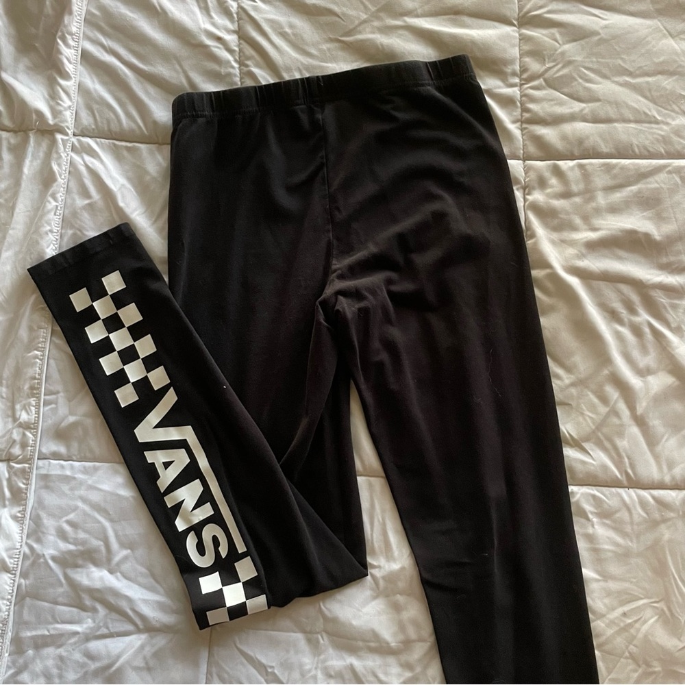 Vans checkered black and white